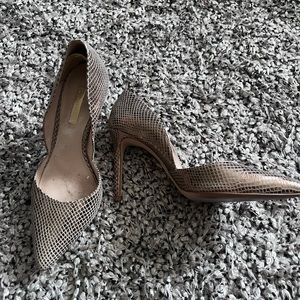 Metallic Louise et Cie Size 7M